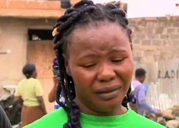 A screengrab of Mercy Nafula, the mother of a 12-year old girl who was killed after an AMREF aircraft crashed into a building in Mwihoko, on Thursday, August 7, 2025. Photo Citizen TV