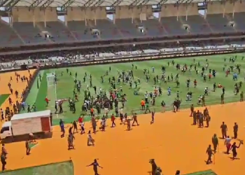 Crowds gathering at Kasarani