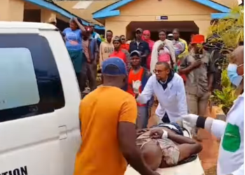 An injured person is rushed to a waiting ambulance after being shot at the Namanga border on Thursday, October 30, 2025.