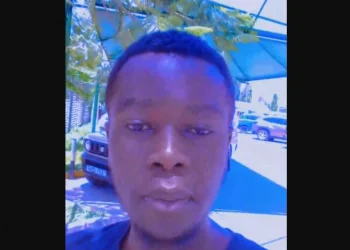 A screengrab of TikToker Roy Otieno Odhiambo from the viral video.