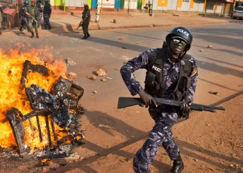 Police clash with opposition supporters in capital Kampala