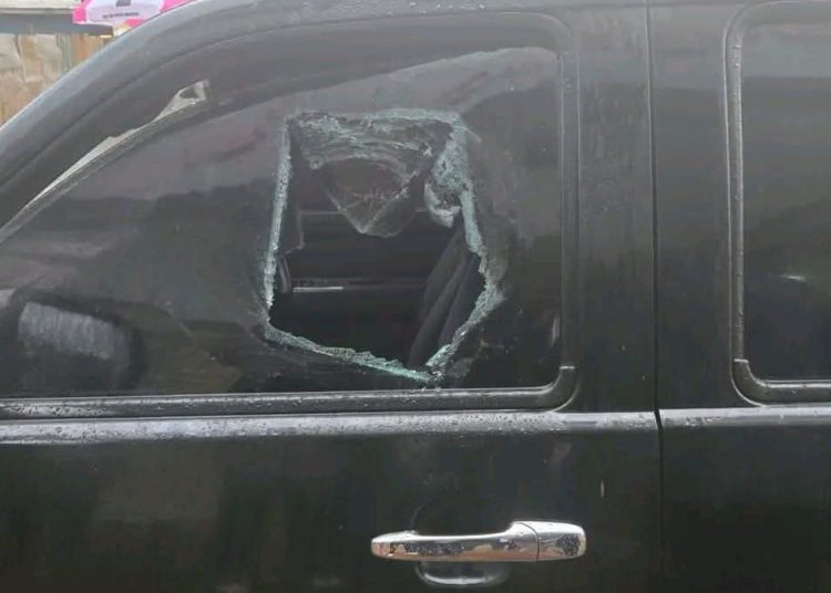 One of the damaged vehicles during the chaotic scene in Kikuyu, Kiambu County.